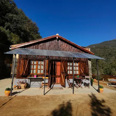 Alpstuga De Madera El Roserar De
