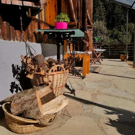 De Madera El Roserar De Xalet *