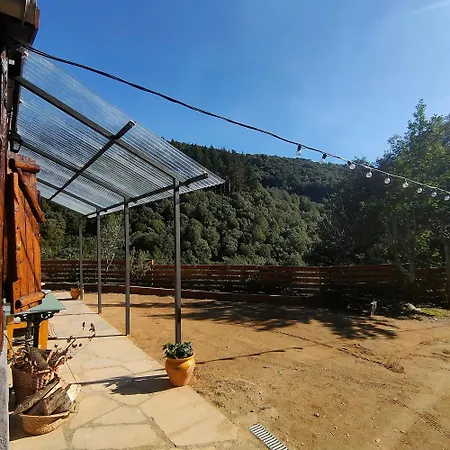 De Madera El Roserar De Montseny