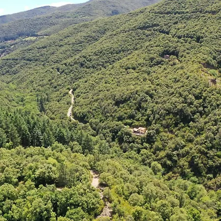 Alpstuga De Madera El Roserar De